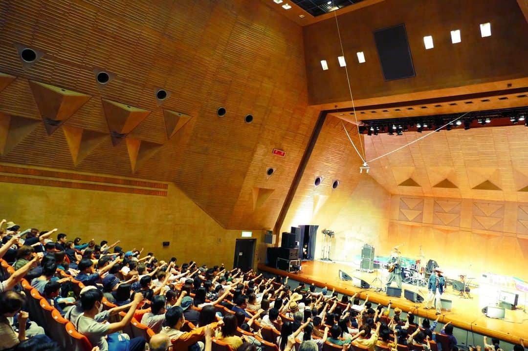山田義孝のインスタグラム：「🚃🚃🚃 西国分寺駅50周年イベント✨ 子供達も沢山唄ってくれて幸せな時間でした✌︎ 沢山の初めましても嬉しかった😚 また会おう🔥」