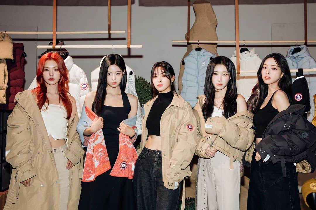 ITZYさんのインスタグラム写真 - (ITZYInstagram)「Such a great time at Canada Goose x Rokh x Matt McCormick Collab Launching Event!   #광고 #ITZY #있지 #CanadaGooseKR #LiveInTheOpen #캐나다구스」9月9日 17時00分 - itzy.all.in.us
