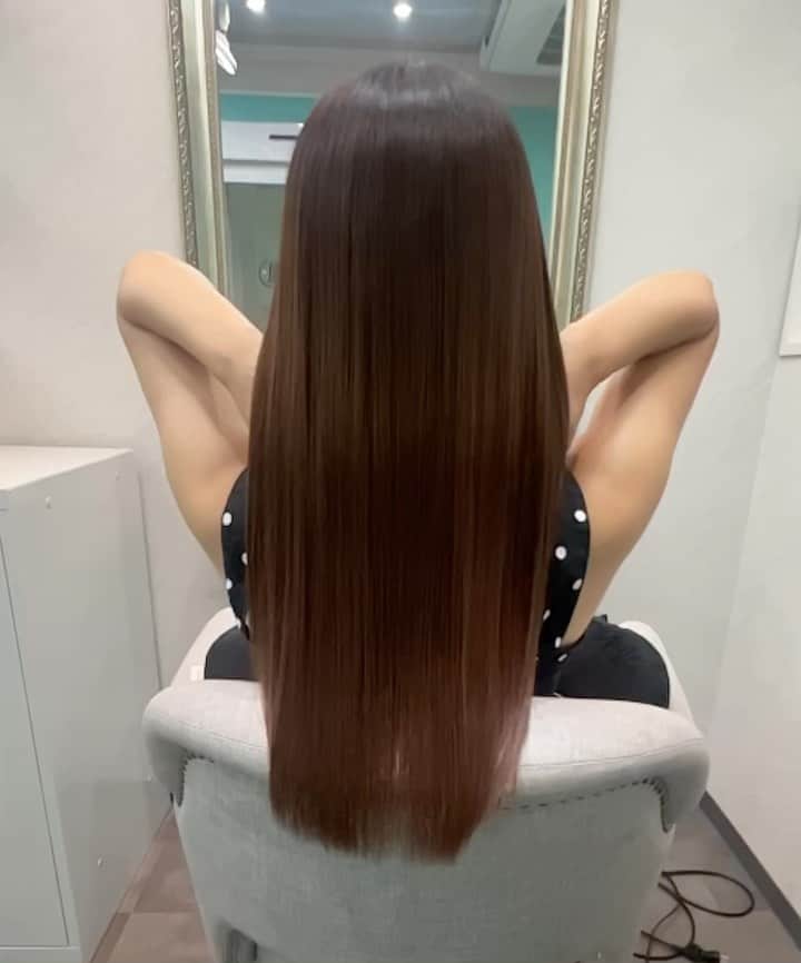 三田サクラのインスタグラム：「髪フェチさんへ  #美髪 #トリートメント #髪質改善 #フェチ」