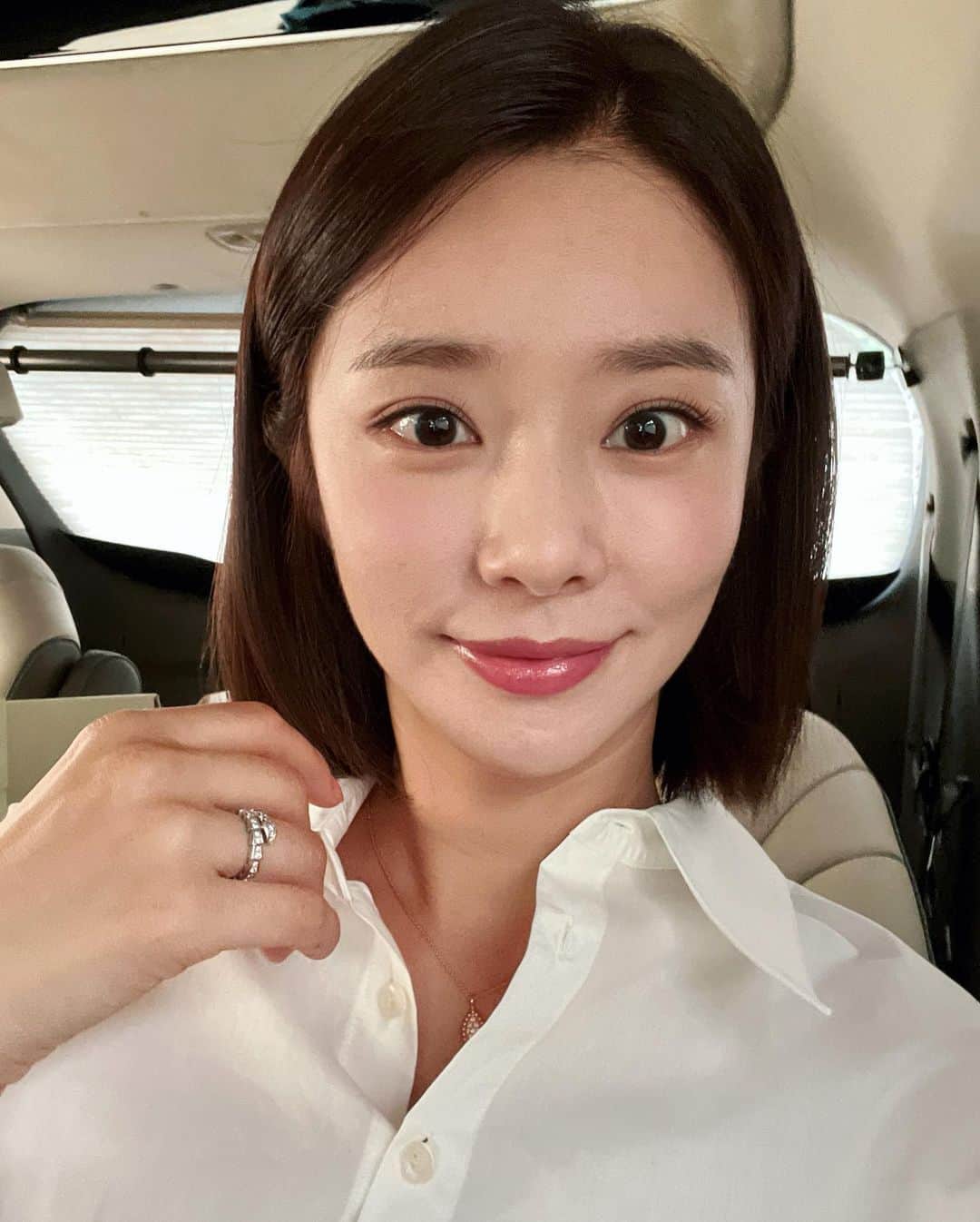 イ・ジュビンのインスタグラム：「여름동안 바싹 구워졌다」