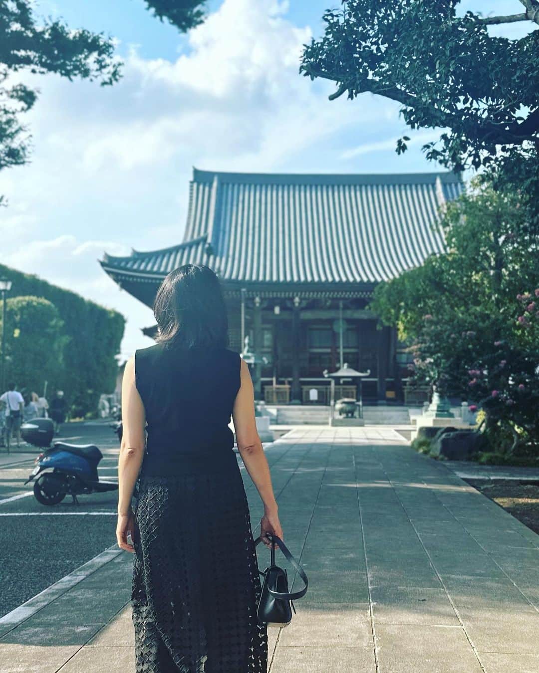 風間ゆみえのインスタグラム：「姪が、大きくなっていた  父の初盆にて　  8月15日」