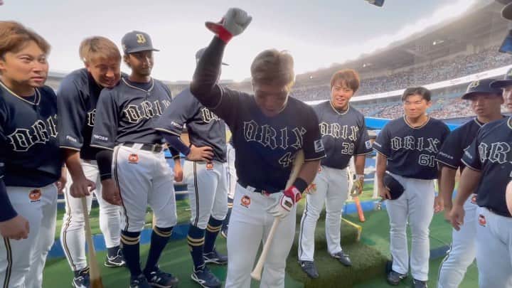 のインスタグラム：「#さぁいこう！ #頓宮裕真 #Bs2023 #buffaloes #baseball #ORIX #プロ野球」