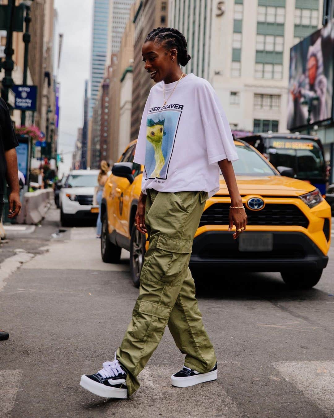 vansさんのインスタグラム写真 - (vansInstagram)「A day in NYC with @littlesimz 🏁 Check out the Knu Stack at the link in our bio.」8月17日 2時46分 - vans