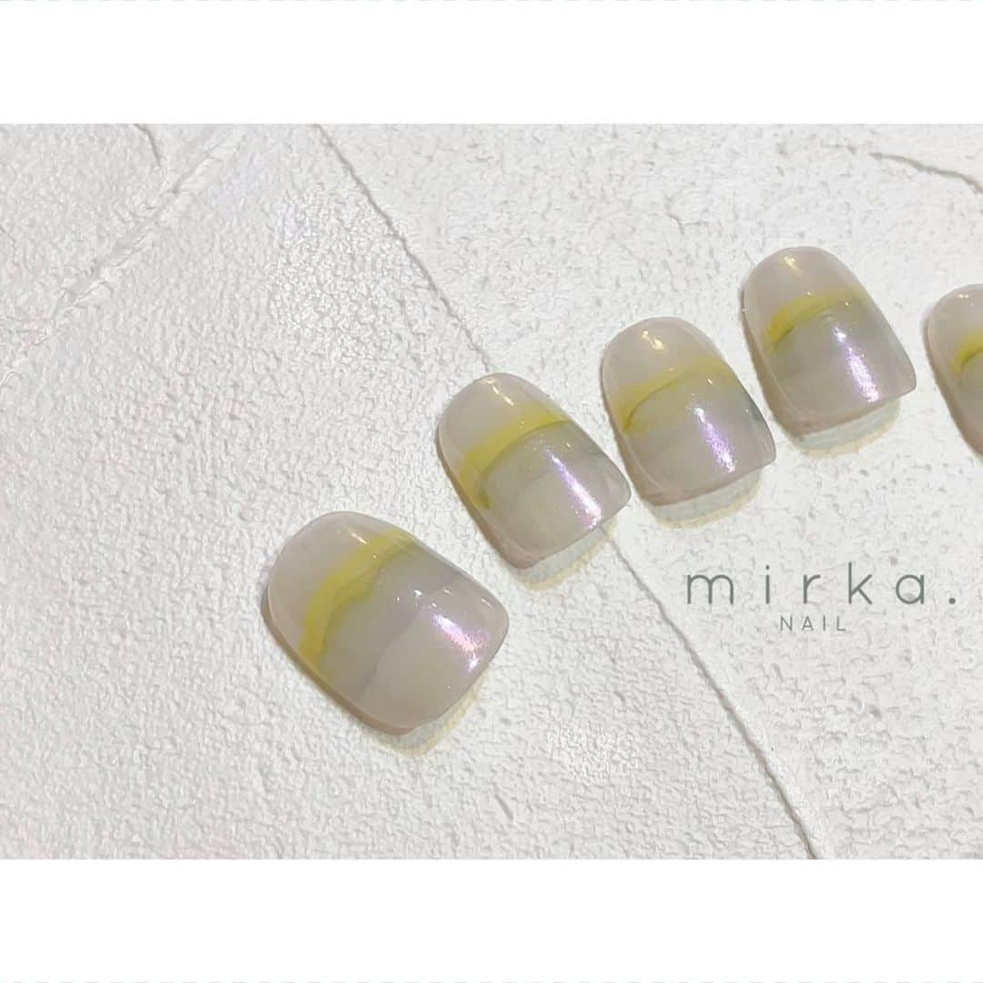 mirka. NAIL(ミルカネイル)さんのインスタグラム写真 - (mirka. NAIL(ミルカネイル)Instagram)「⁡ new !! ⁡ ⁡ #mirkanailsample ………………………………………………………… ⁡ ご予約、お問い合わせは LINE ID⇒ @mirka.nail (@含む)まで。 ⁡ ご新規様はハイライトの「ご案内」と「ご予約方法」を必ずお読みいただいてからご予約くださいますようお願いいたします。 空き状況や詳細はLINEの投稿からご確認ください。 ⁡ ⁡ ⁡ ⁡ #mirkanail#nails#nail#nailart#naildesign #ショートネイル#ネイルアート#ネイルデザイン#ネイル#大人ネイル#シンプルネイル#オフィスネイル#ニュアンスネイル#ナチュラルネイル#カジュアルネイル#ショートネイルデザイン#美甲#夏ネイル#夏ネイル2023 #プライベートサロン#プライベートネイルサロン#東京ネイルサロン#東京ネイル#江東区ネイルサロン#森下#清澄白河 ⁡」8月16日 18時33分 - mirka.nail