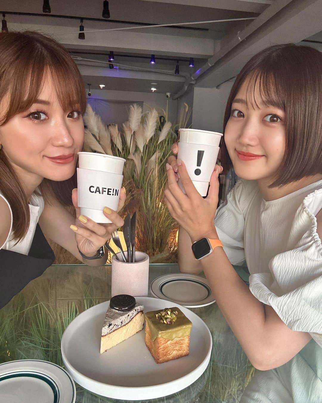 鈴木志歩のインスタグラム：「CAFE!N♡ . 鈴木の夏休み🌻 みゆさんと女子旅楽しすぎた🧡 . . #tokyo #cafe #trip  #夏休み #女子旅 #新大久保 #カフェ」