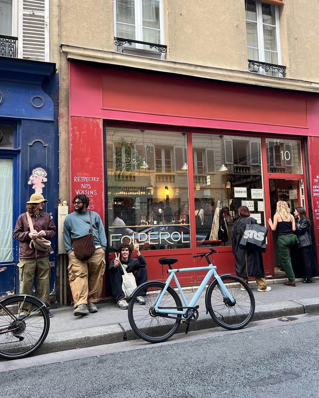 小竹麻美さんのインスタグラム写真 - (小竹麻美Instagram)「ごはんがとっても美味しくって、ステキなお店ばかりで、楽しかった〜〜ぁ🇫🇷❤️🍷  教えていただいたみなさまに感謝🤍  2日しかなかったから短すぎたな🥺  #paris #パリ」8月16日 18時49分 - asamikotake