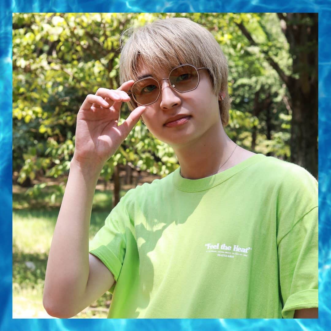 学芸大青春のインスタグラム：「#学芸大青春  インスタ・マンスリー企画8月編/テーマ:サングラス  真夏の眩しさにはサングラス🕶 メンバーそれぞれに似合うサングラスをRe:See（@resee.official）さんにセレクトしていただきました！  #仲川蓮 「メンバーと色んなサングラスを試す時間が、新鮮で楽しかったです👍」  #gdjs #じゅねす #サングラス #resee #リシー」
