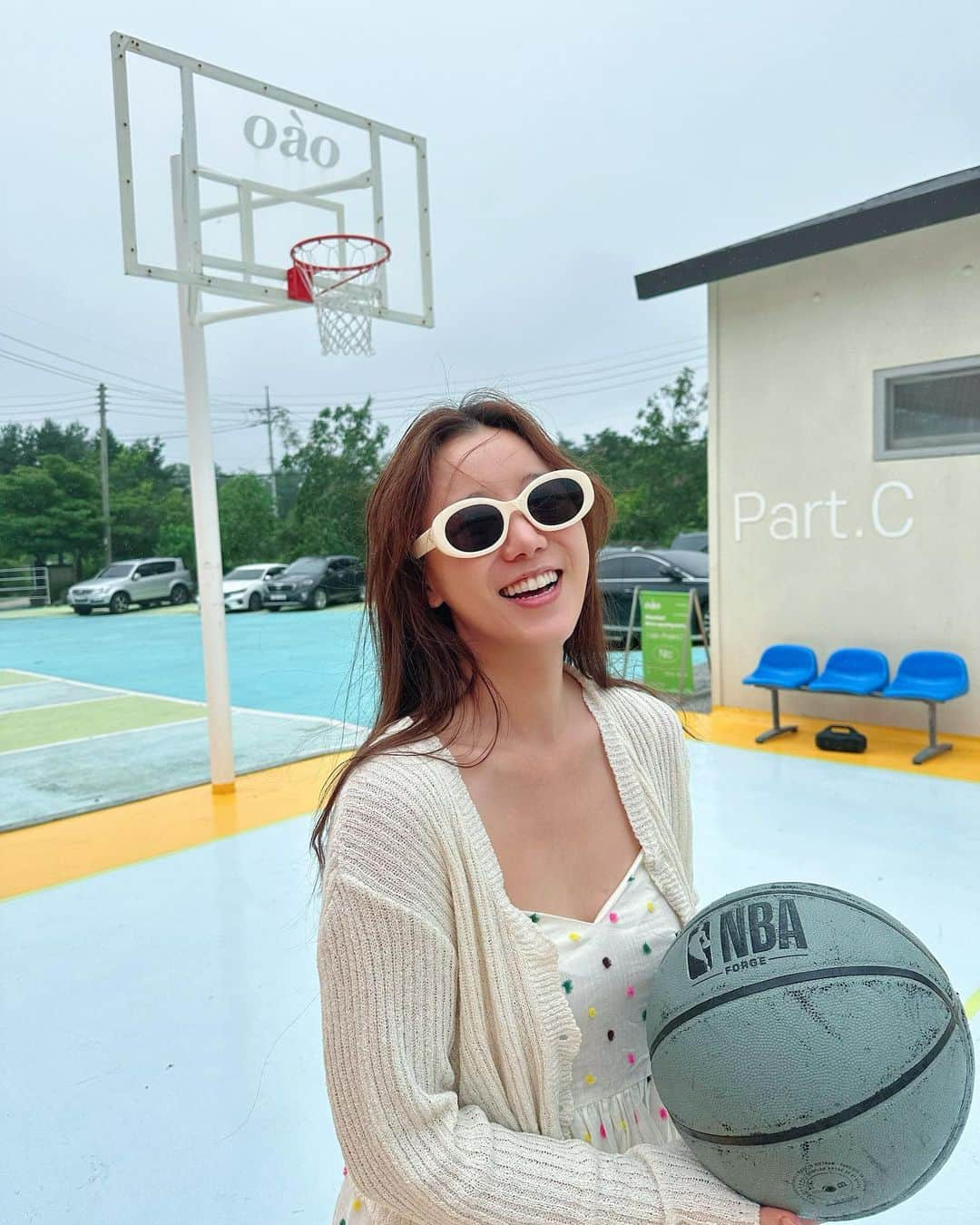 チェ・ジャヘさんのインスタグラム写真 - (チェ・ジャヘInstagram)「. 농구 꿈나무🏀  #오아오 #oao #여행」8月16日 20時06分 - lovely_jahye