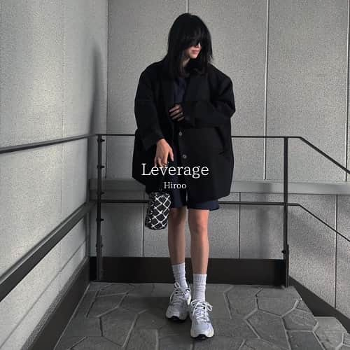 Leverage リバレッジのインスタグラム：「Leverage New York  リバレッジニューヨーク 【広尾店】 東京都渋谷区広尾5-1-32 ST広尾3F TEL：0367219578  広尾駅  徒歩5分 恵比寿駅 徒歩10分  【白金店】 東京都港区白金台5-18-18 barbizon18 2F Tel 03-6456-2450  白金台駅  徒歩3分 目黒駅 徒歩10分  ☆随時スタッフ募集中☆ Leverage @leveragenewyork ↑こちらのアカウントより店舗情報発信しております！ （広尾/恵比寿/海外メンズヘア/サイドパート/フェード/理容室/外国人風ヘア/バーバー/メンズカット/mens hair）  #広尾美容室　#恵比寿美容室 #白金美容室 #外国人風ヘアー  #レイヤーヘア　#海外ヘアー　#blowdry #layerhair #外国人風メンズカット　 #海外メンズヘア #大人メンズヘア」