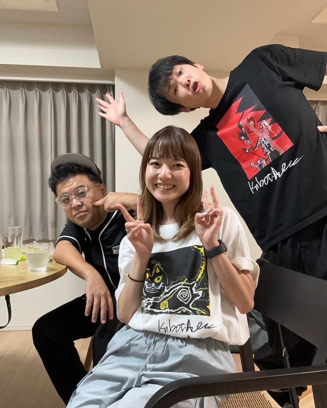 久保田和靖のインスタグラム：「Tシャツを見ての通り久保田信者の皆様です。  楽しかったです。 沢山、Ｈな話しをしました。  夏だね☀️」