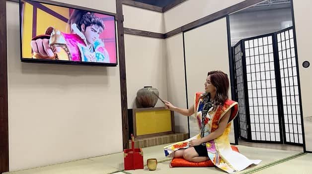 Momoeのインスタグラム：「TikTok半年記念日ラスト配信23:00〜❤️❤️❤️  #花の慶次#花慶の日2023 #キセル#tiktok #配信#live #ライバー」