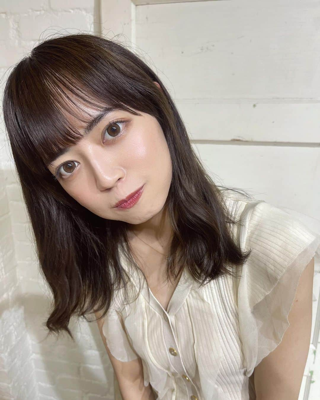 佐藤絵里香のインスタグラム：「-❤︎ 思い出の中にわたしがいますように~☺️💖  今年の夏まだまだ暑そうだしいっぱい夏一緒に感じたい!! ・ ・ ・ #japanesegirl #japaneseidol #自撮り界隈 #いいね返し #アイドル #彼女感 #スナイデル #ウサギオンライン #ootd #followme #likeme #likeplease #likephoto」