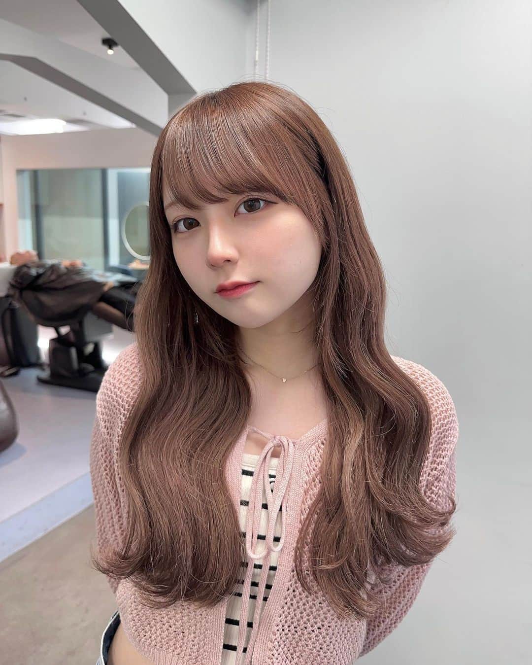 栞麗のインスタグラム：「次はレイヤー入れたいなあ」