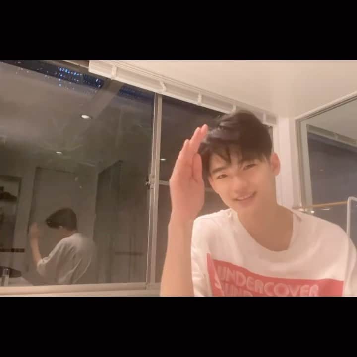 のインスタグラム：「僕の美容ルーティンです  本日も投票よろしくお願いします！ #メンズノンノモデルオーディション2023  #冨永章胤」