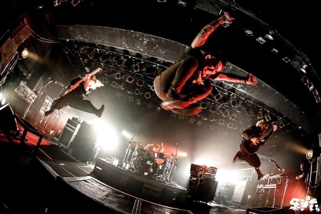 SiMのインスタグラム：「Paledusk pre."INTO THE PALE HELL TOUR FINAL SERIES" at 恵比寿LIQUIDROOM  ありがとうございました！  #SiM #Paledusk」
