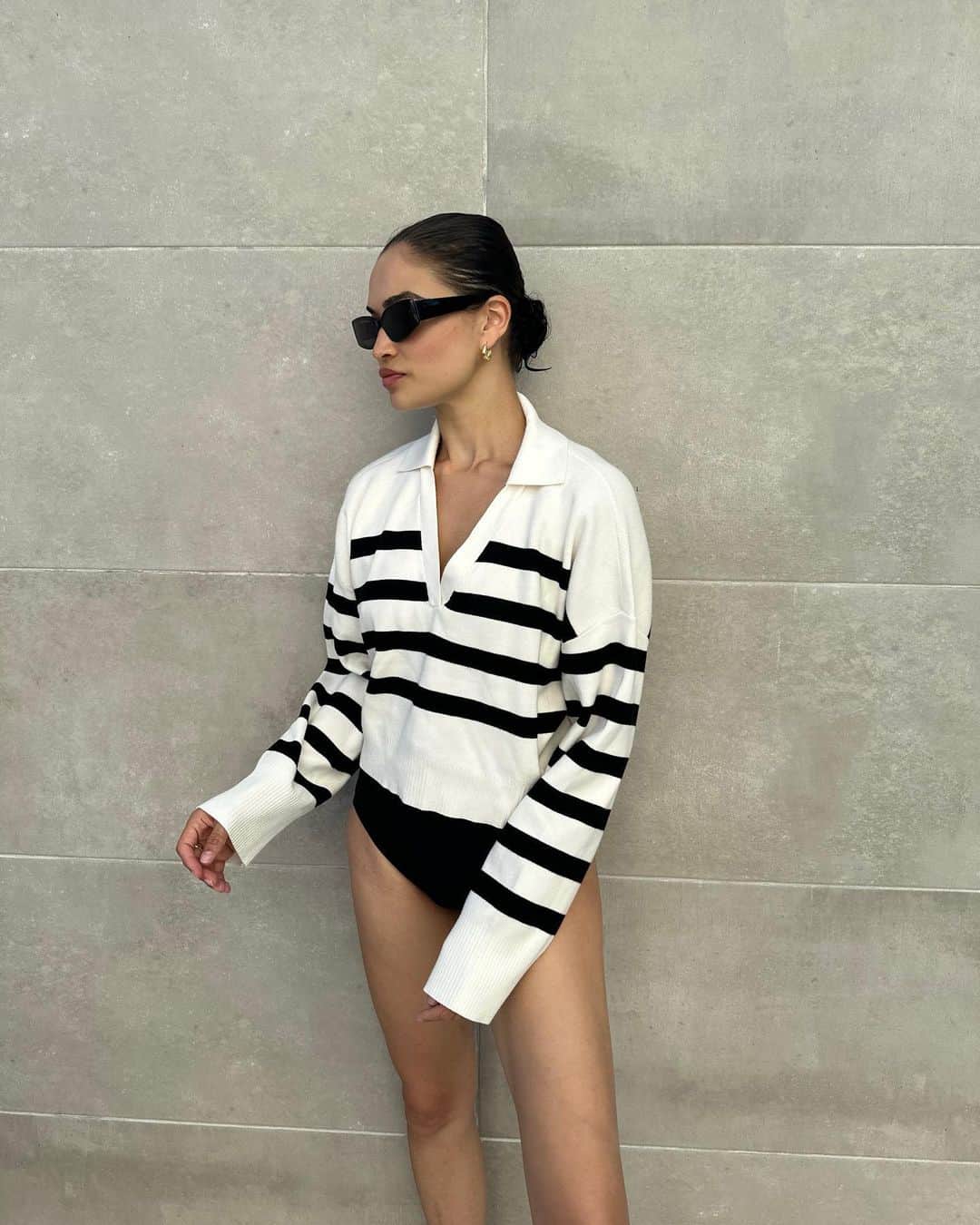 シャニーナ・シャイクのインスタグラム：「beauty begins the moment you decide to be yourself 🖤🤍」