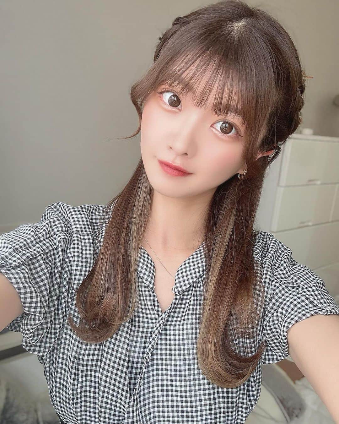 中山星香のインスタグラム：「可愛いとか綺麗って言われると余計頑張れる🤤🤤🤤(ください)」