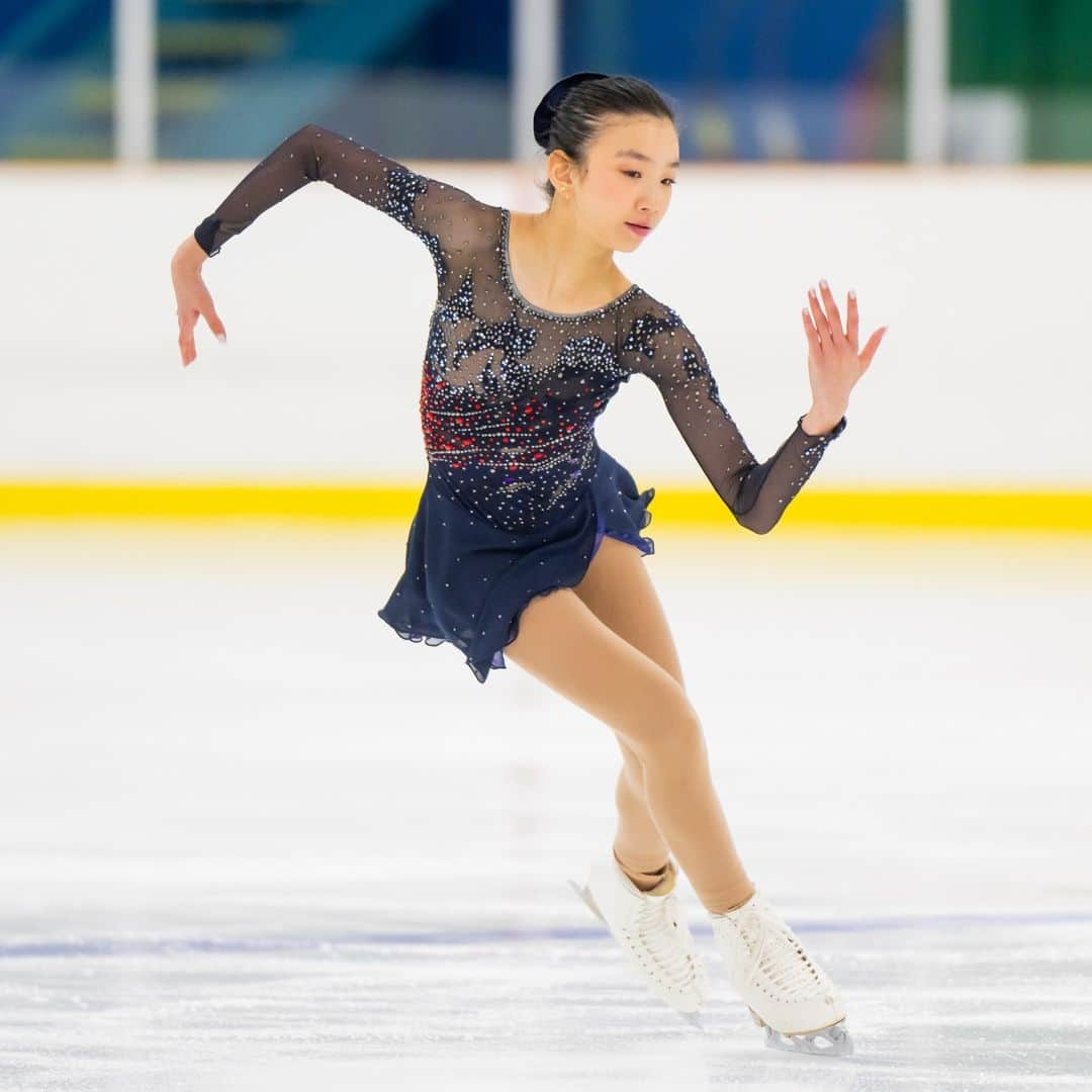 Skate Canadaさんのインスタグラム写真 - (Skate CanadaInstagram)「7 🇨🇦 athletes will be kicking off the international competition season next week at the first ISU Junior Grand Prix in Bangkok 🇹🇭   Meet the team ⬇️  Women: @_hettyshi_  Men: @graysonrlong Rio Morita  Ice Dance: @victoria_carandiuc23 & @andrei_carandiuc @laylaveillon_ & @alex_brandys __________  7 athlètes 🇨🇦 entameront la saison de compétition internationale la semaine prochaine lors du premier Grand Prix Junior à Bangkok 🇹🇭   Rencontrez l'équipe ⬆️   📸 @danielleearlphotography」8月16日 23時20分 - skate_canada