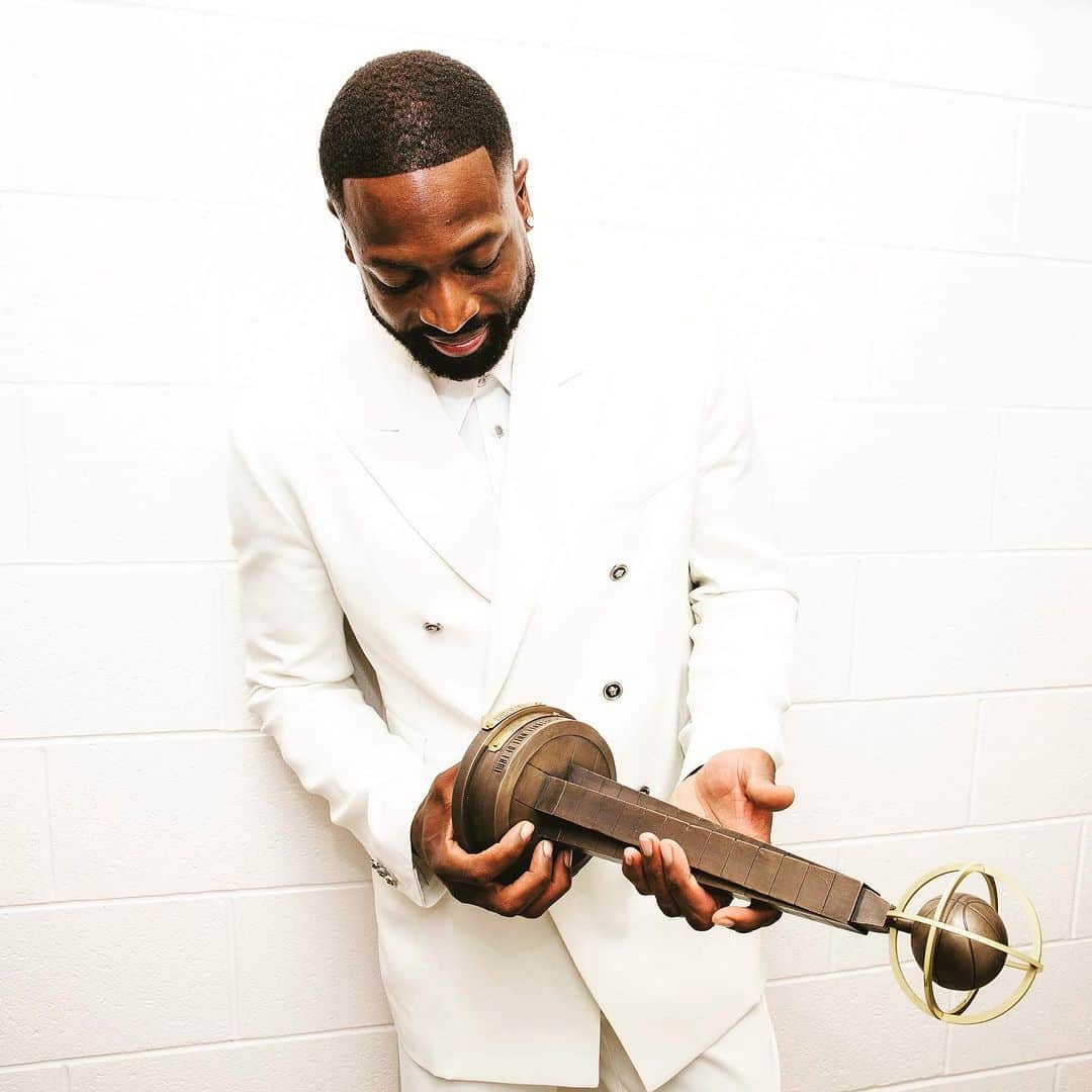 ドウェイン・ウェイドのインスタグラム：「Gods Will 🙏🏾 🏆 #HOF23」