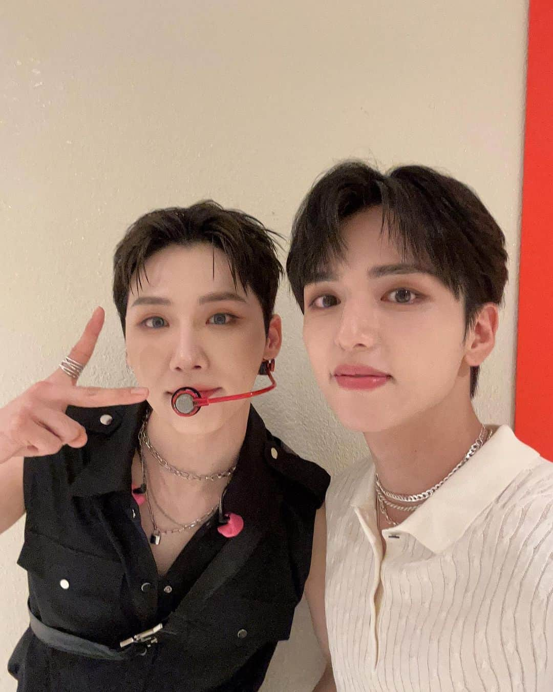 MAHIROのインスタグラム：「웅이형🫶🏻 本当にずっと会いたかった😭🫶🏻 #bugvel #ab6ix」