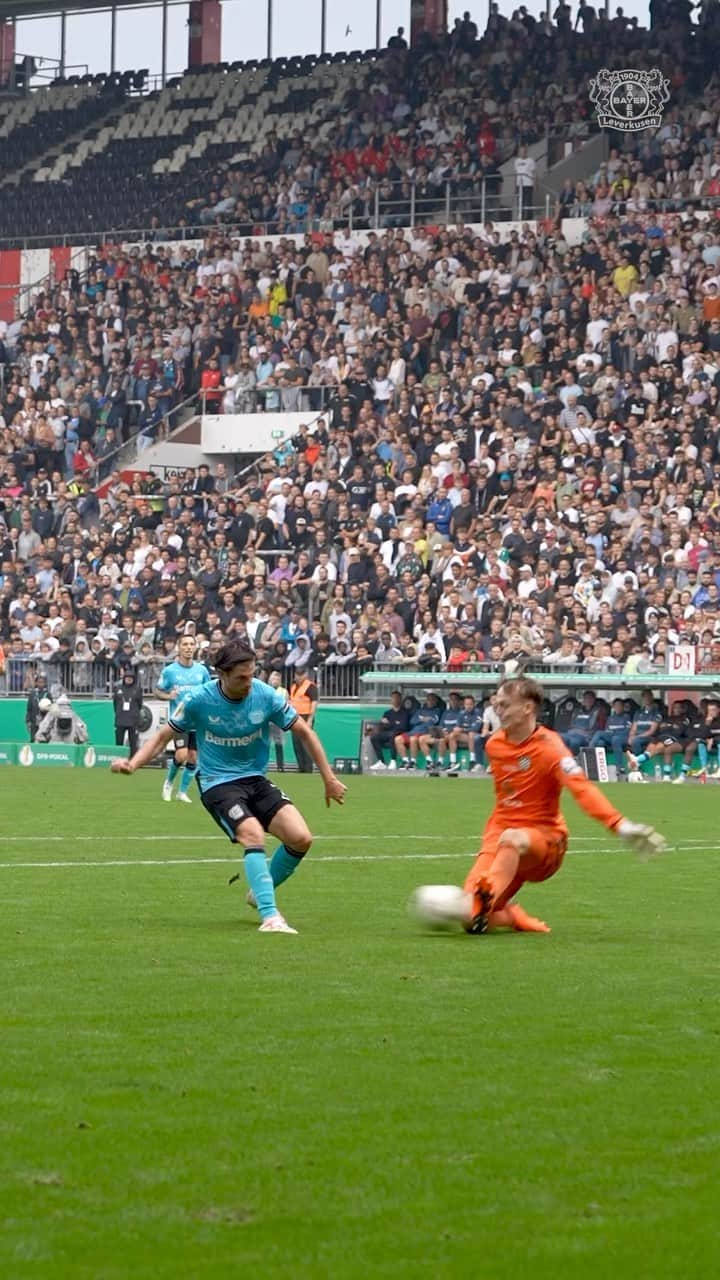 ヨナス・ホフマンのインスタグラム：「Mind the gap! 👌  🔙 #T05B04 0-8 #DFBPokal #Bayer04 #Werkself」