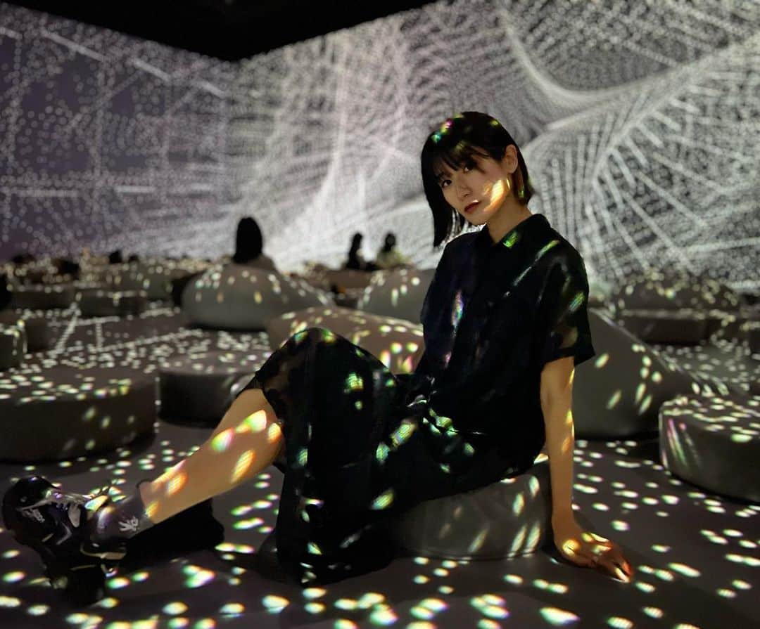 来栖うさこさんのインスタグラム写真 - (来栖うさこInstagram)「. . .  日本橋三井ホールで開催中🌻  Immersive Museum TOKYO 2023  “ポスト印象派” POST-IMPRESSIONISM  観に行ってきました☺️🩷  油絵がやっぱり好きだから 自分でも描きたいなああああ  油絵🖼️だれか一緒にやろ🥺  昔はよく一人で美術館周りしてたんやけど 最近行けてなかったから再開したい🎨🌟  #immersiveart #immersivemuseum  #ゴッホ #日本橋三井ホール  #美術館巡り #ゴッホ展  #イマーシブミュージアム #VincentVanGogh #BOUQUETOFSUNFLOWERS」8月17日 0時57分 - kurusu_usako