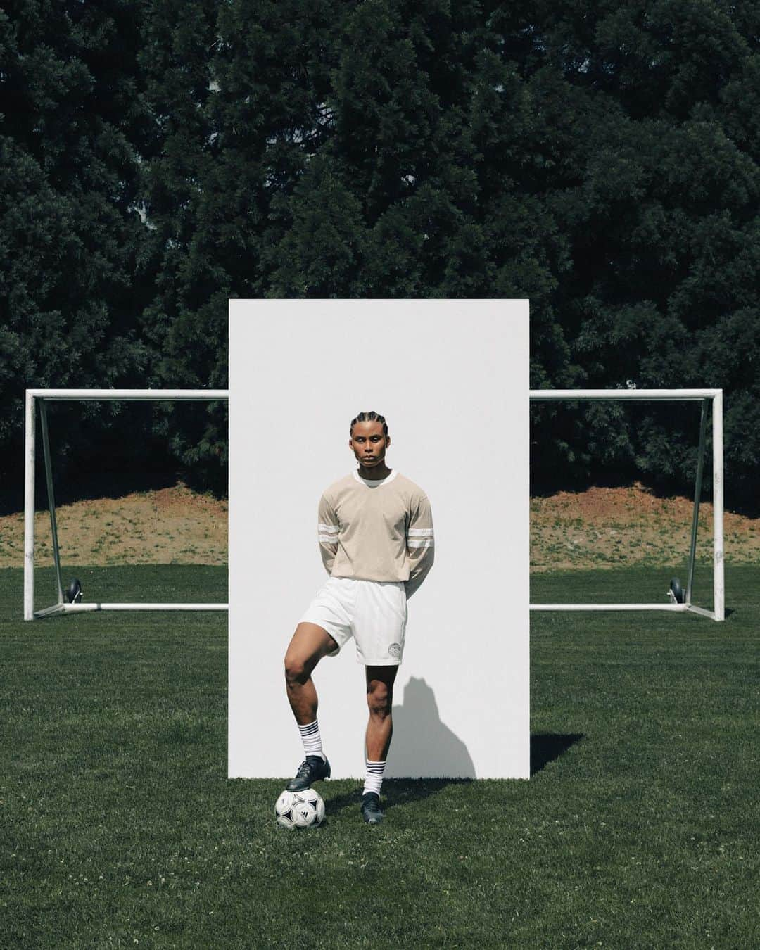 レイニングチャンプのインスタグラム：「New Arrivals: Conference & Side Stripe Series  Taking style cues from the field, this eight-pack of classic silhouettes features understated team stripes crafted in Ivory and Dune colourways.  The Conference T-Shirt and Long Sleeve come in midweight cotton jersey, with the Side Stripe Pant and 6" Short in our finest French terry. Shop now and stay ready for the season ahead.」