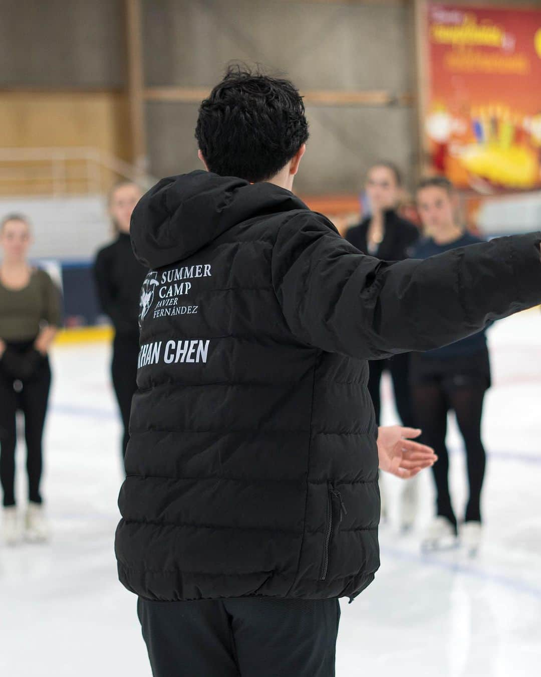 ハビエル・フェルナンデスさんのインスタグラム写真 - (ハビエル・フェルナンデスInstagram)「Photo dump pt 2 #jfsummercamp23 ⛸️🤪  Thank you @nathanwchen @tracywilsonk @moment4life1990 for this amazing week 💥  #iamsiroko #siroko @sirokocom」8月17日 1時33分 - javierfernandezskater