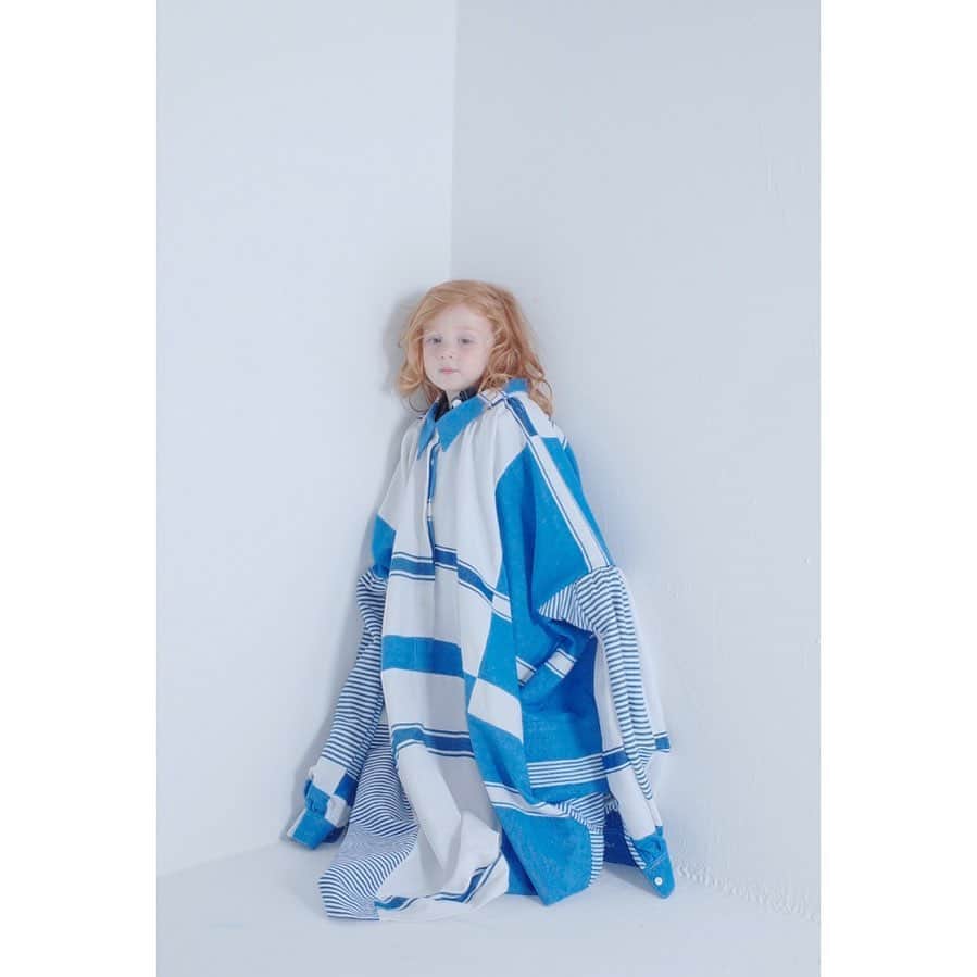 ピーターイェンセンのインスタグラム：「Tea-towel smock. Model: Lulu Longshaw  Photo: @tylerbasa  Concept: @breeze.yun and @yourstruly_by_peterjensen  Special thanks @kirstywarduk and @davidlongshaw  ❤️❤️❤️❤️❤️❤️」