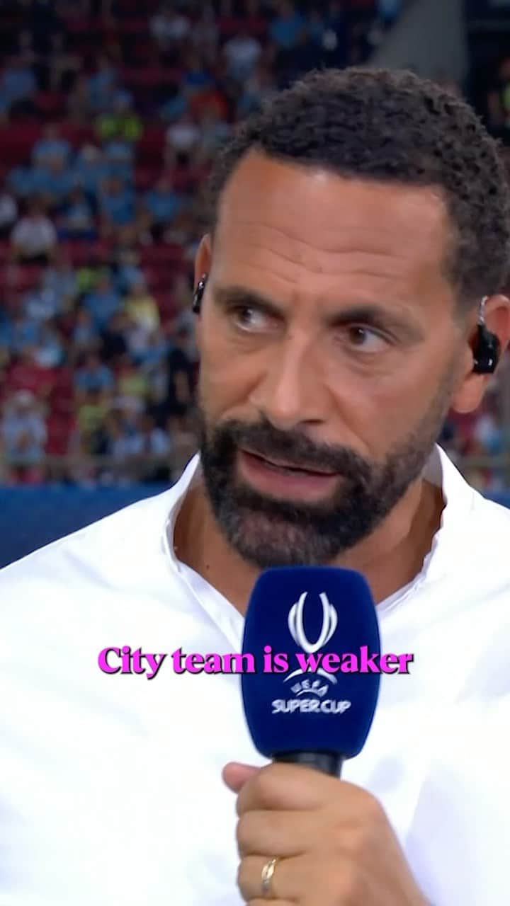 リオ・ファーディナンドのインスタグラム：「Are Man City a weaker team this season? 🤔」