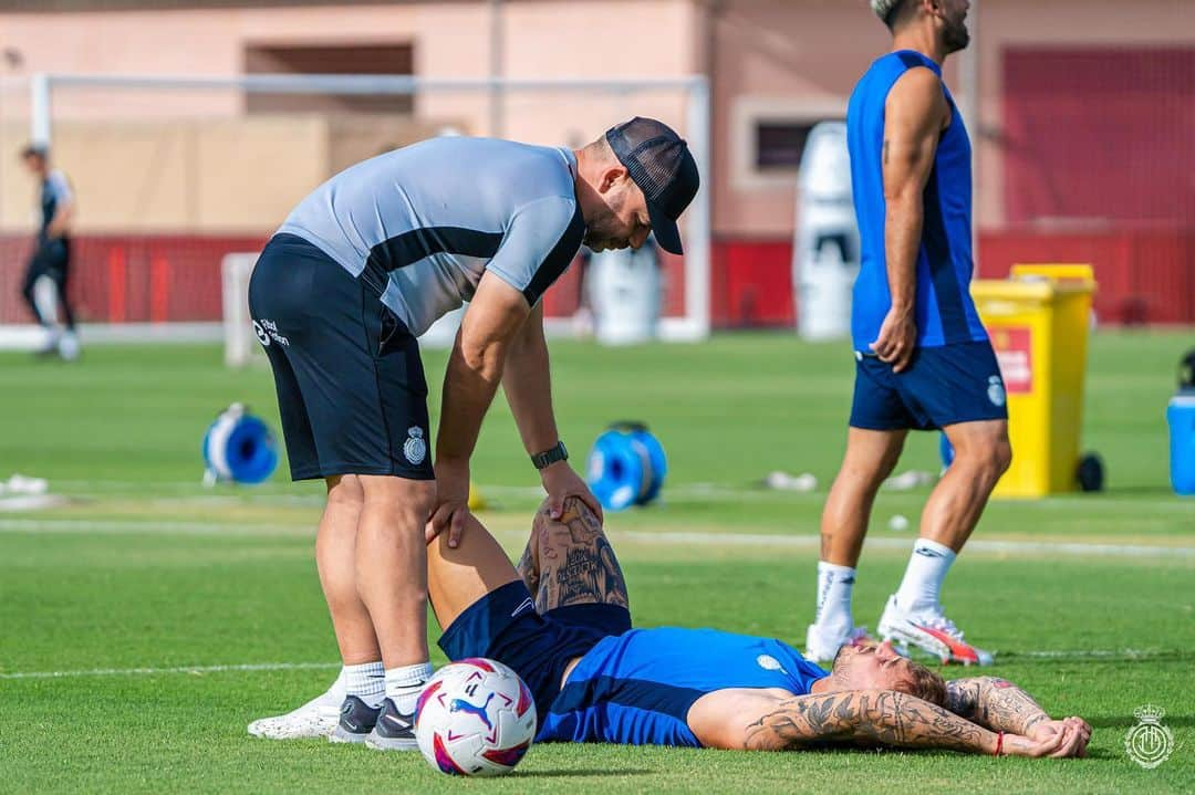 パブロ・マフェオさんのインスタグラム写真 - (パブロ・マフェオInstagram)「Lo que viene siendo un buen pelotazo en los🥚⚽️」8月17日 4時41分 - pablomaffeo