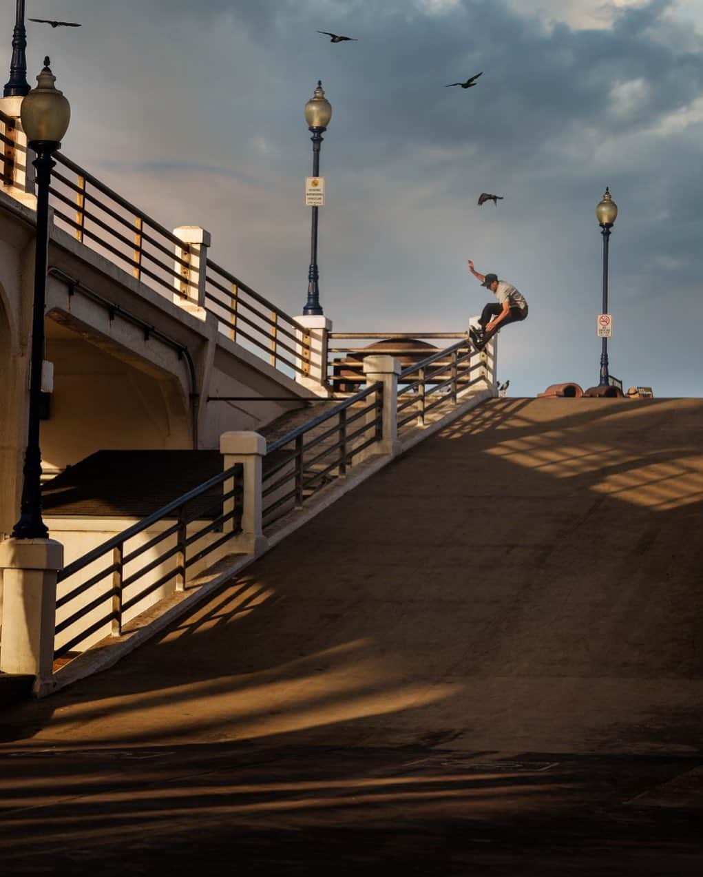 ブリクストンのインスタグラム：「Team rider @jakebraun_ for @closerskateboarding in our hometown Photo: @ryanallan」