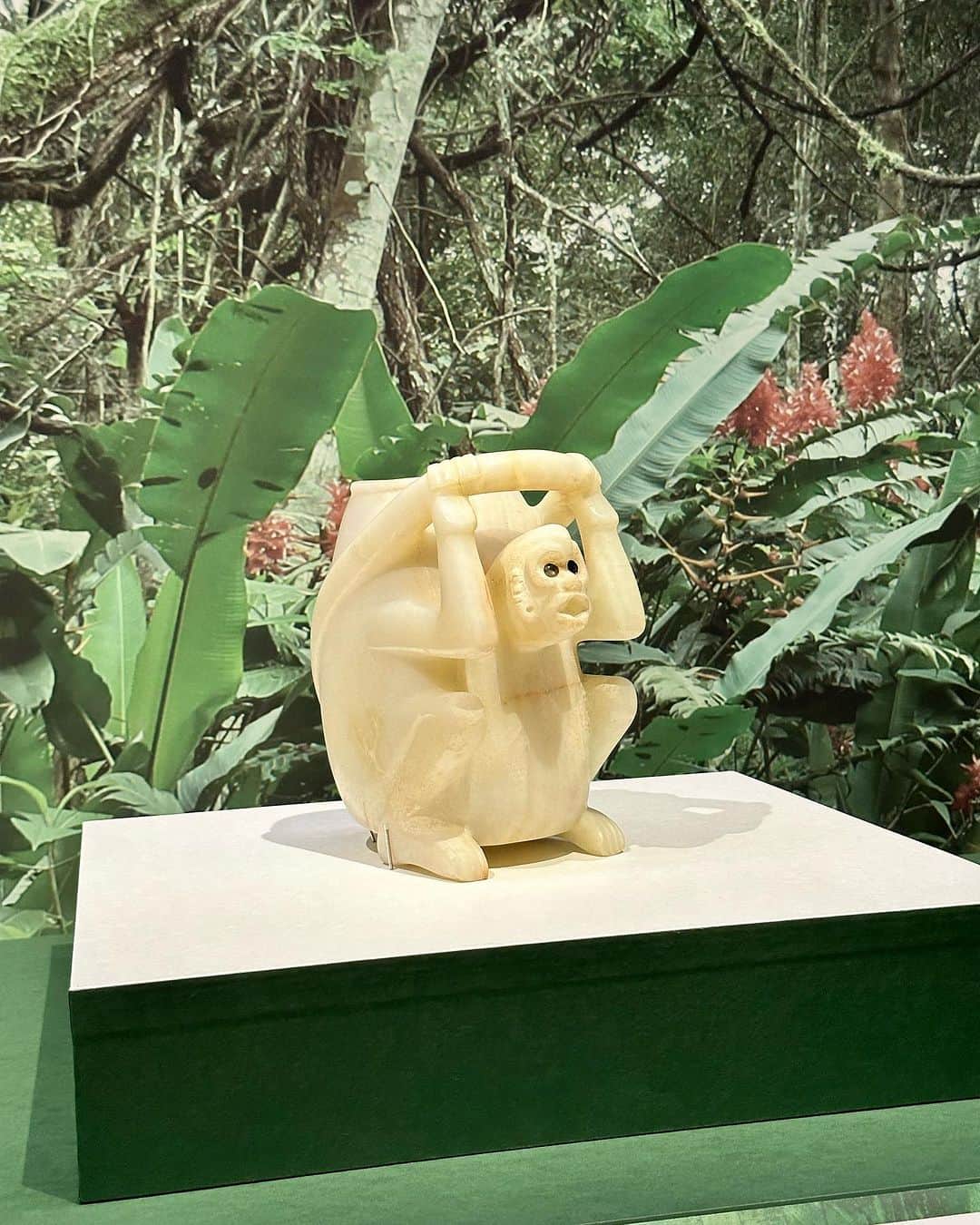 長谷川夕希子さんのインスタグラム写真 - (長谷川夕希子Instagram)「上野の 東京国立博物館 @tnm.shop.jp で 古代メキシコ展🇲🇽へ✨  古代都市 マヤ、アステカ、テオティワカンの 代表的な3つの文明に 焦点をあて、普遍的な神と自然への祈り、そして多様な環境から生み出された独自の世界観と造形美を観に行ってきました♪  スワイプして、私が特に魅力的に感じた石彫や土器など見てみてね✨☺️  東京国立博物館 平成館 @tnm.shop.jp  特別展 「古代メキシコ －マヤ、アステカ、テオティワカン」   平成館 特別展示室  2023年6月16日（金） ～ 2023年9月3日（日）  #上野公園 #東京国立博物館  #国立博物館  #東京国立博物館平成館  #古代メキシコ展  #マヤ文明  #鑑賞  #美術鑑賞  #アラフォーライフ #アラフィフライフ #大人女子の休日  #美魔女 #夏休みの過ごし方  #夏休みの思い出」8月17日 7時05分 - yukikogabby