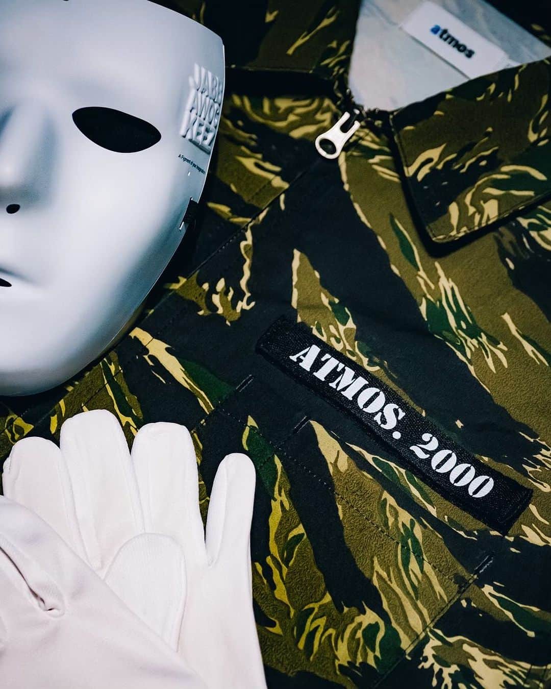 Jabbawockeezさんのインスタグラム写真 - (JabbawockeezInstagram)「Coming soon 👀… @atmos_japan @atmos_apparel」8月17日 7時30分 - jabbawockeez