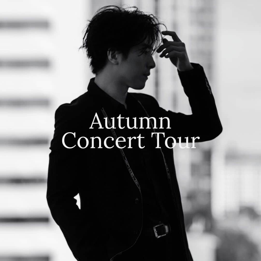 大井健のインスタグラム：「🍁Autumn Tour 2023🍁 9月末よりスタート。 会場でお会いするのを楽しみにしています。  🔽詳細・チケットはホームページまで https://www.takeshioi.com/  ■公演一覧 【東京公演・講座】 2023年9月24日 13:30開場／14:00開演 大本山 弘法寺 空海ホール （東京都港区三田2丁目12-5）  【兵庫公演】 2023年9月26日（火） 13:30開場／14:00開演 香住区中央公民館文化ホール （兵庫県美方郡香美町香住区香住114-1）  【神奈川公演】 2023年10月1日（日） 13:30開場／14:00開演 神奈川県民ホール 小ホール （神奈川県横浜市中区山下町3-1）  【長野公演】 2023年10月28日（土） 13:00開場／14:00開演 飯山市文化交流館なちゅら 大ホール （長野県飯山市飯山1370-1）  #大井健 #takeshioi #piano #concert  #弘法寺 #香住区中央公民館 #神奈川県民ホール #飯山文化交流館なちゅら」