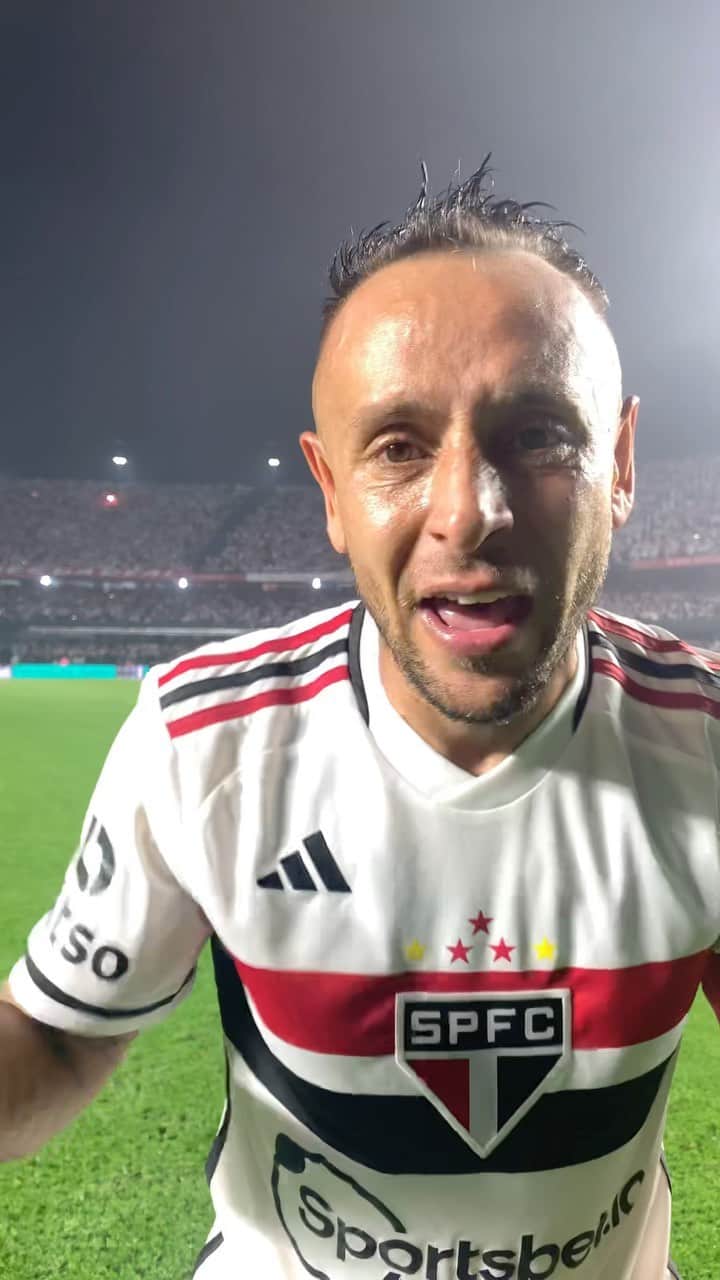 マルシオ・ラファエウ・フェレイラ・デ・ソウザのインスタグラム：「Isso aqui não tem preço!  #VamosSãoPaulo 🇾🇪」