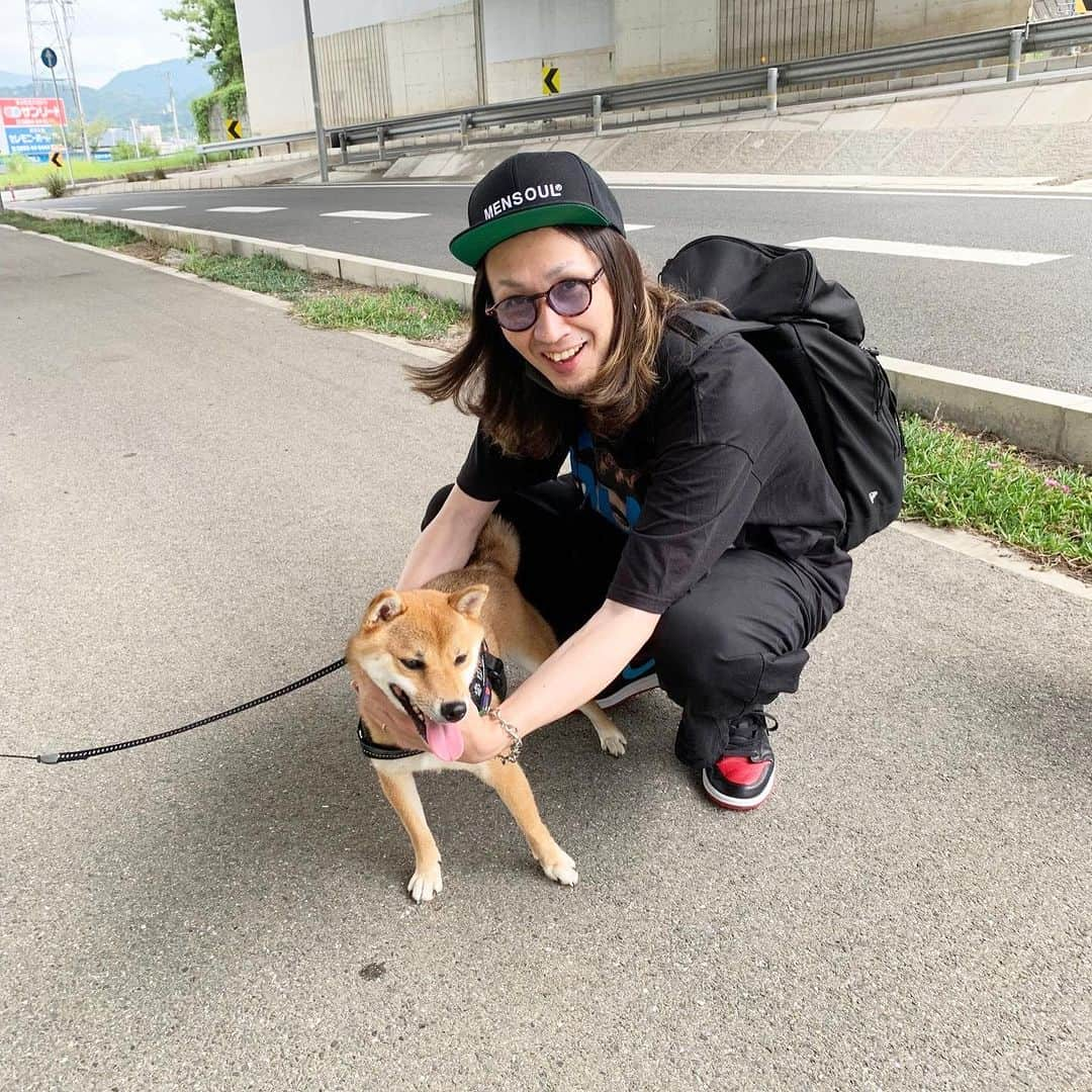 田村優太（フラチナリズム）さんのインスタグラム写真 - (田村優太（フラチナリズム）Instagram)「60度を切りそうな角度まできてるので、非常に嫌がってます。」8月17日 9時52分 - yu_ta_mura