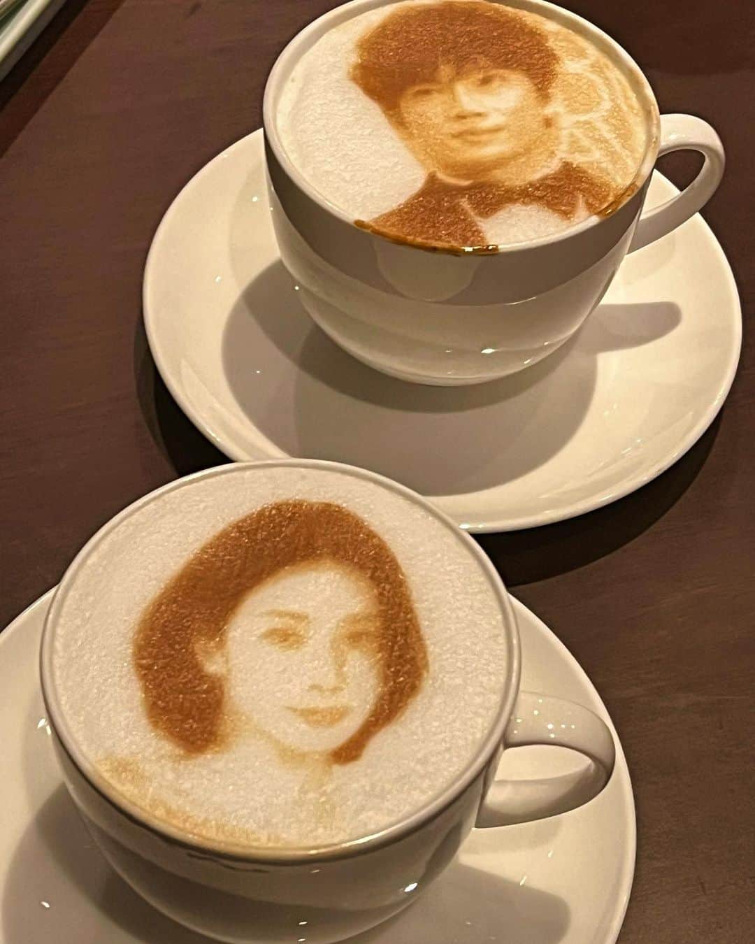 チソンのインスタグラム：「Good morning! ❤️」
