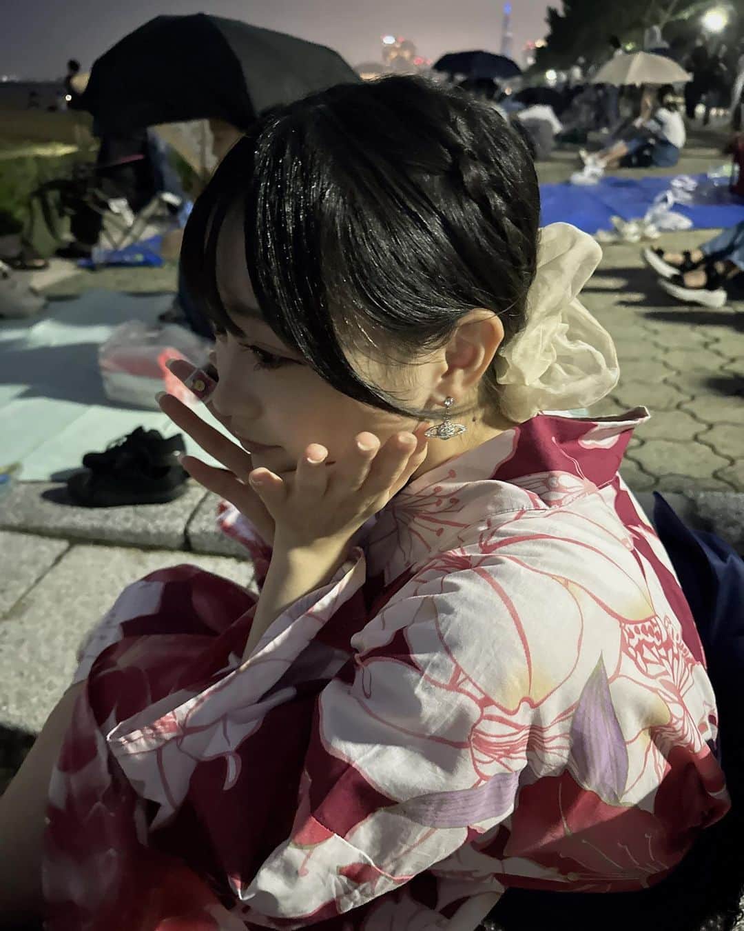 古園井寧々のインスタグラム：「今年初浴衣 \( ^_^ )/~♡!! 最後めつちゃ笑ってる爆笑爆笑 ・ ・ ・  #07  #浴衣」
