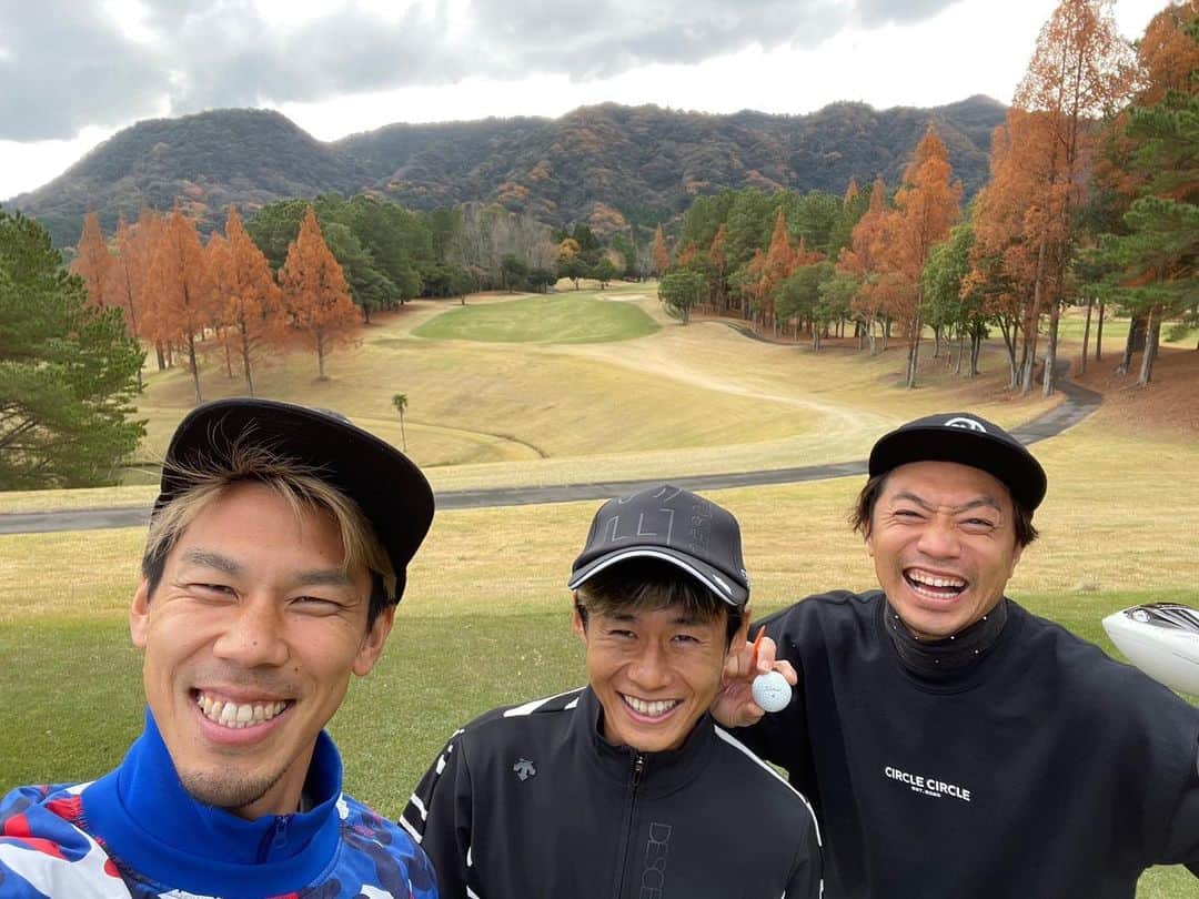 梅崎司のインスタグラム：「高木駿。 本当に偉大な選手でカッコいい男でした。チームも個人的にも何度も助けられました。 チームの事をここまで想い行動できる選手は見たことないです。 寂しいけど、思い切りチャレンジしてきて！応援してるぜ！！  #高木駿 #大分トリニータ」