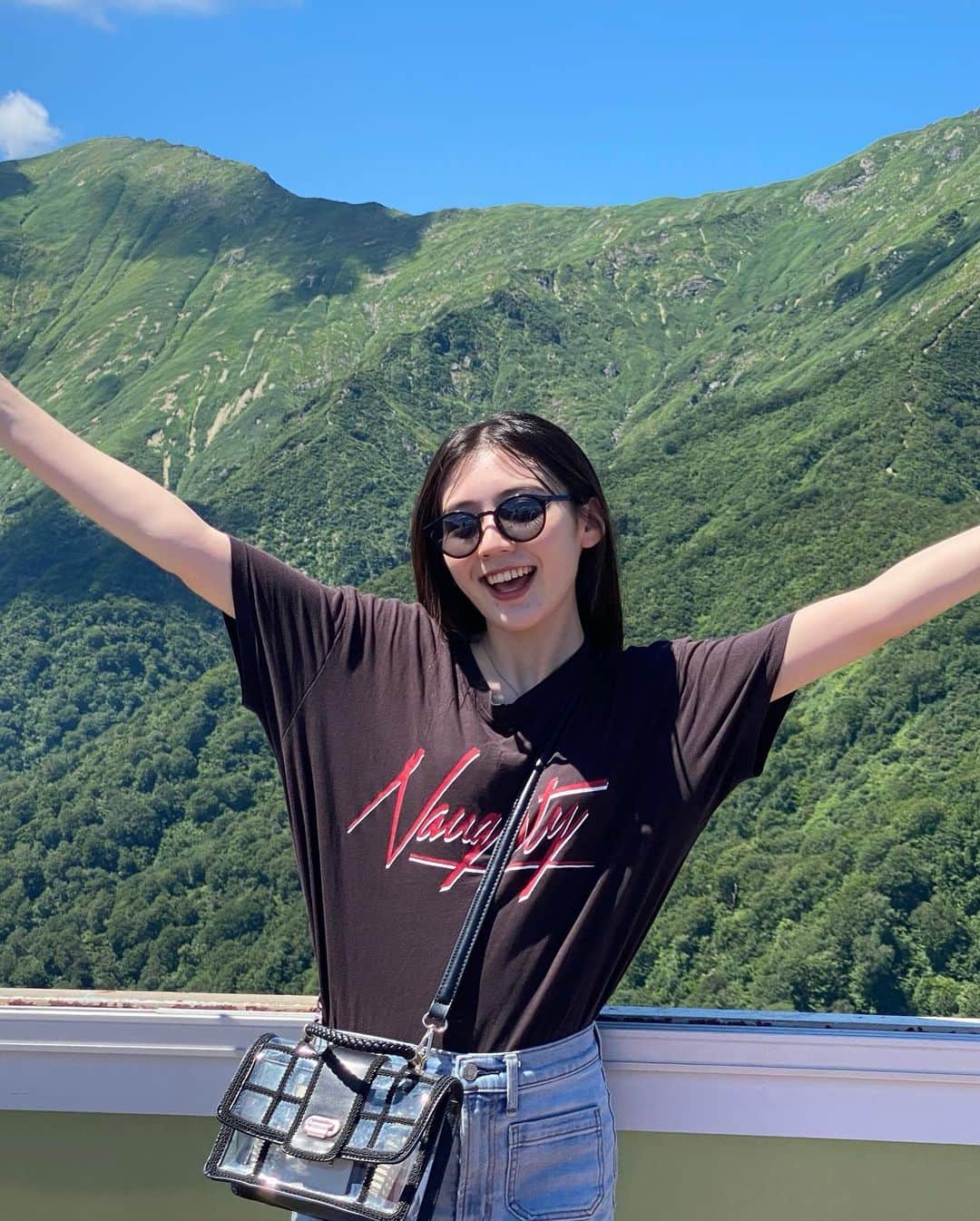 宮本和奏のインスタグラム：「景色が凄く綺麗だった🤍  皆は夏休みどこか行ったのかな？ #宮本和奏」