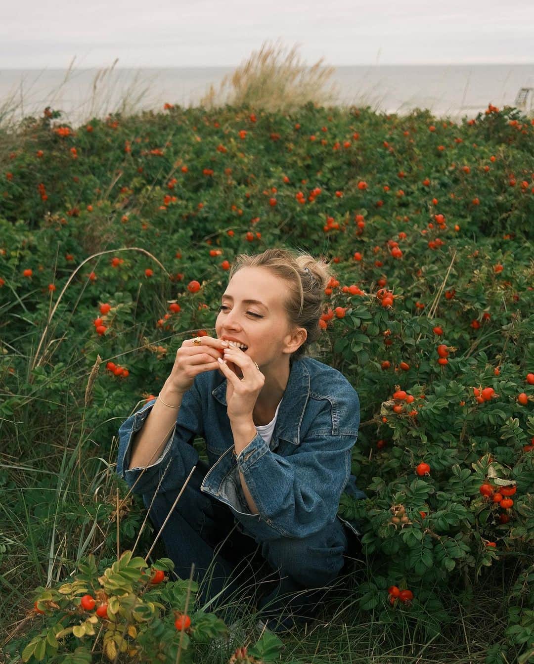 サラ・ミカエラのインスタグラム：「A dose of home 🧡🌿」