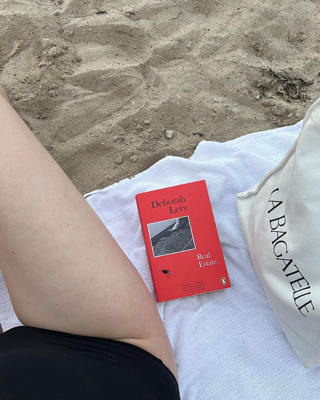 カロリーナ・イングマンのインスタグラム：「Gotland 🤍」