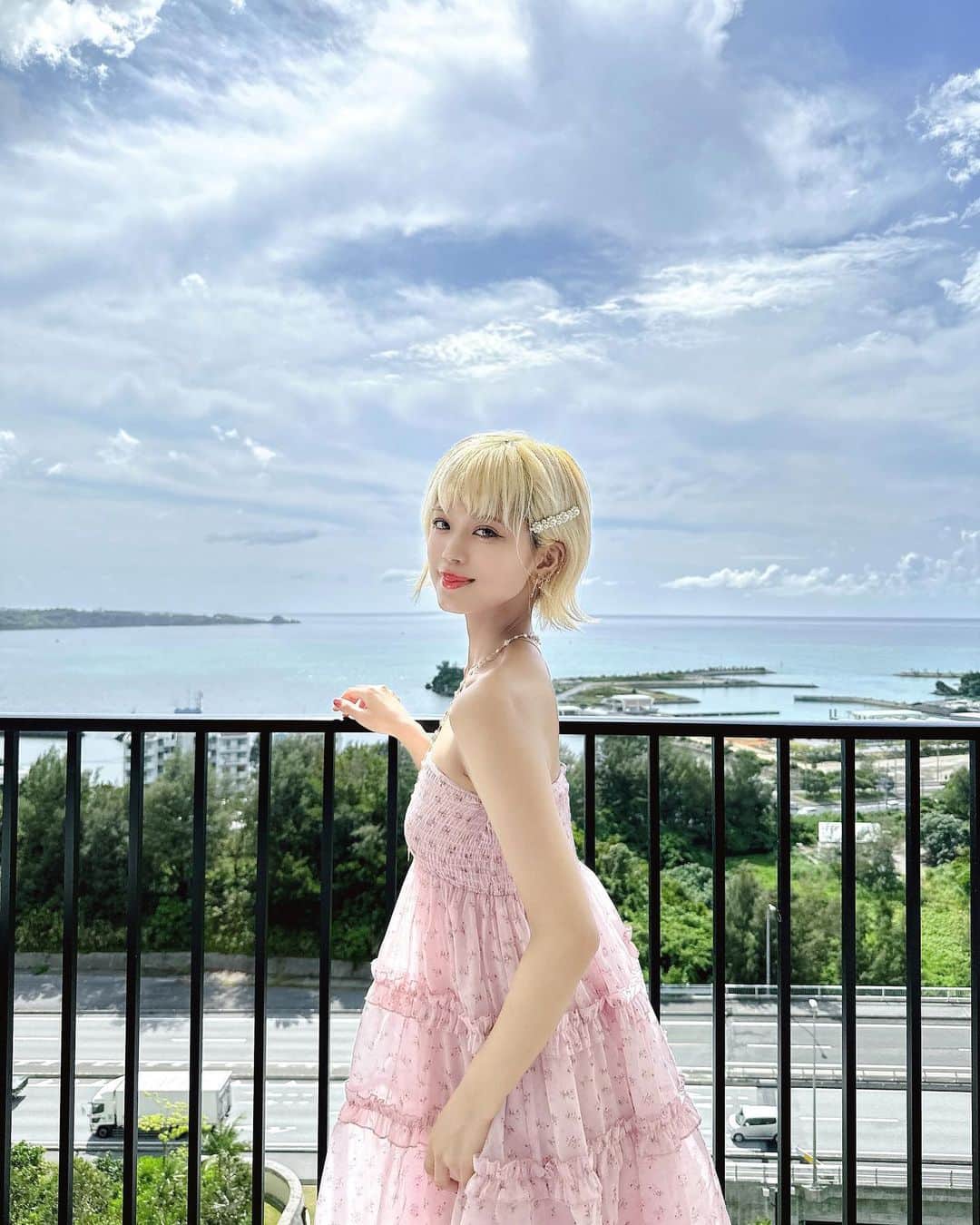 ハナエのインスタグラム：「OKINAWA dump🌺」