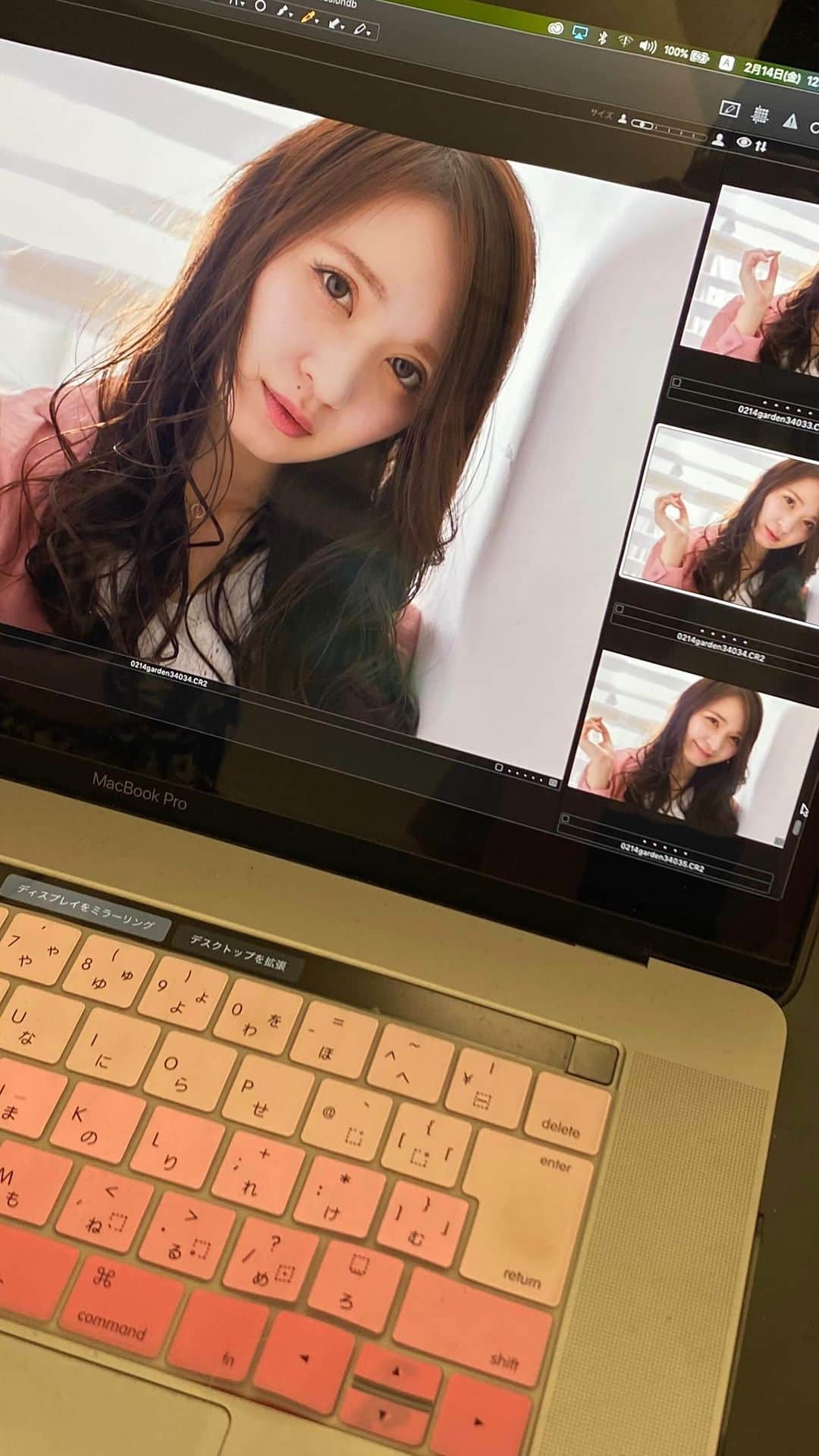 藤後 沙織 とうごさおりのインスタグラム：「写真整理してたら懐かしいの発見🫠 ガシャ、ピピピーの音が好き。  髪のばそう💇‍♀️  #撮影データ#サロンモデル #ヘアモデル #サロモ #美容室 #ロングヘア #作品撮り #ポートレート #撮影モデル　#portrait #semilong #메이크업 #데일리록 #옷스타그램 #멋스타그램 #코디 #머리스타그램 #오오티디」