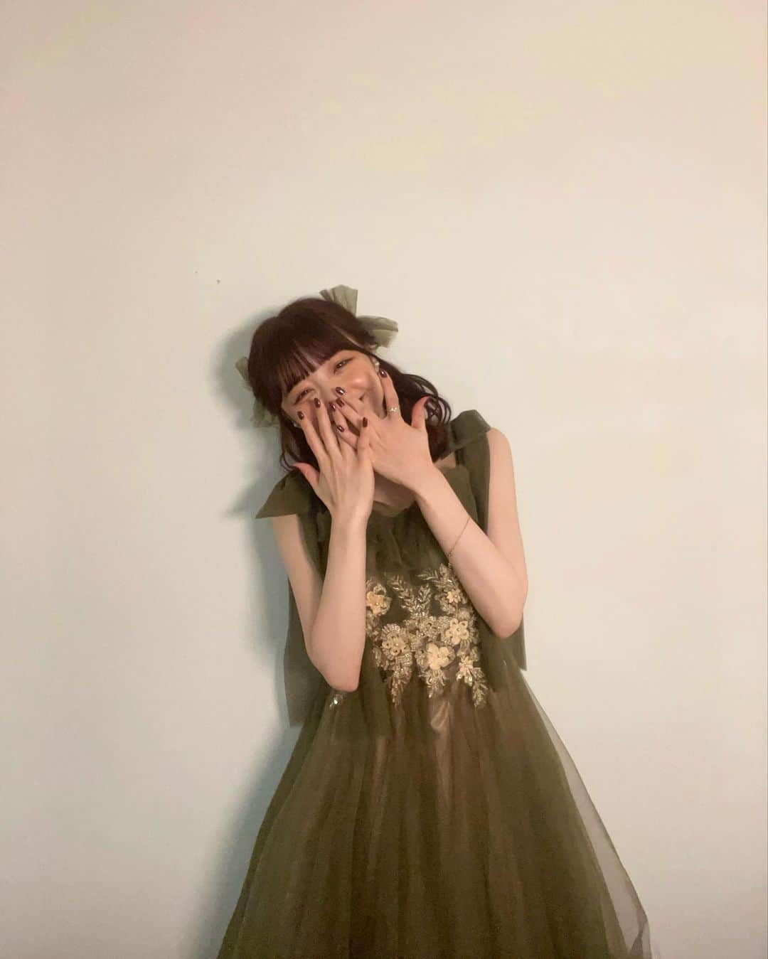 新田湖子さんのインスタグラム写真 - (新田湖子Instagram)「緑のドレス着ました👗 自分のタイプが詰まってる、、♡ 最後までみて🎞」8月17日 21時46分 - coconitta0809