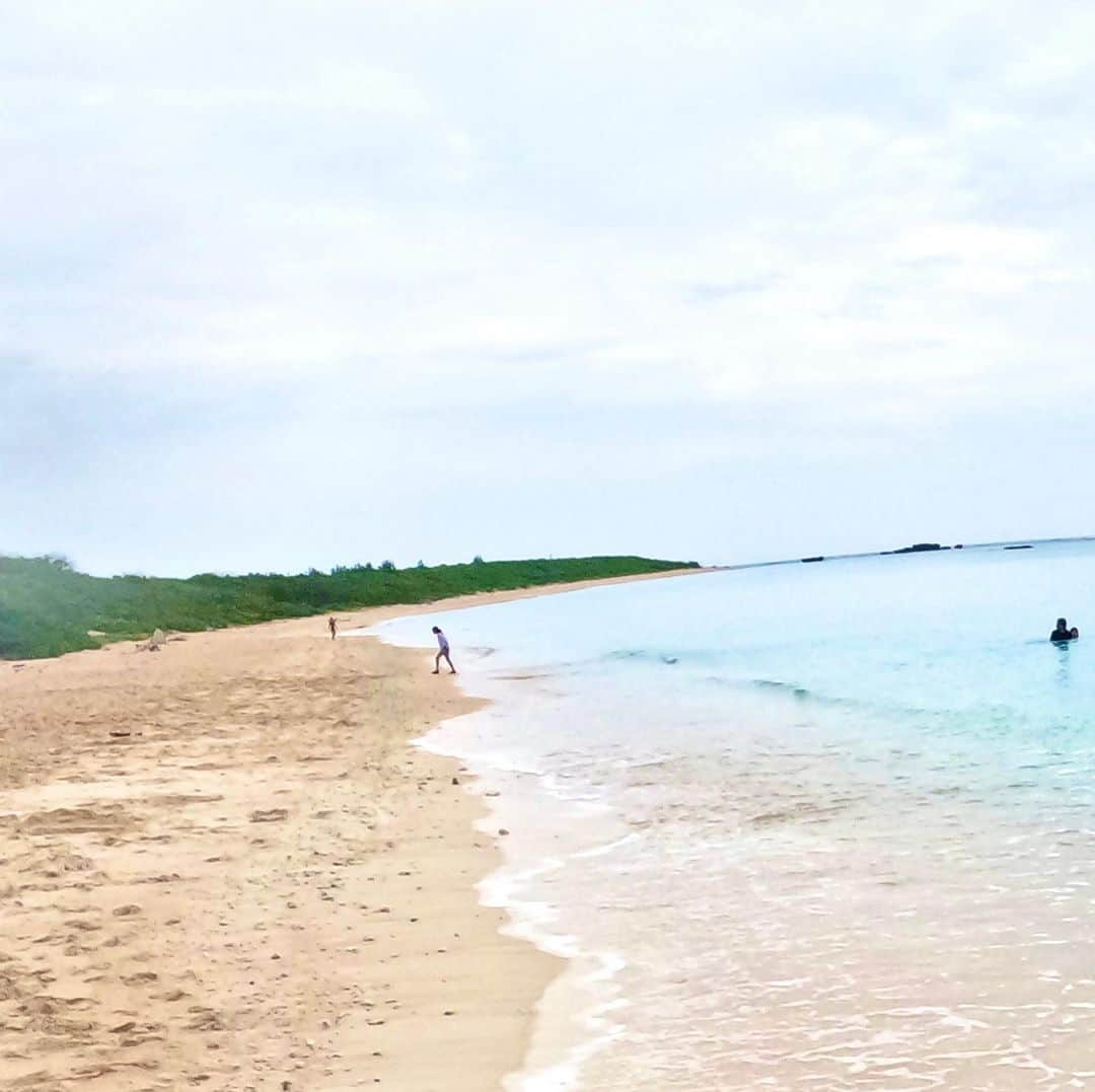 酒井美帆のインスタグラム：「波照間島🏝️ニシ浜  人が少ないのが良い。毎日通った🚲」