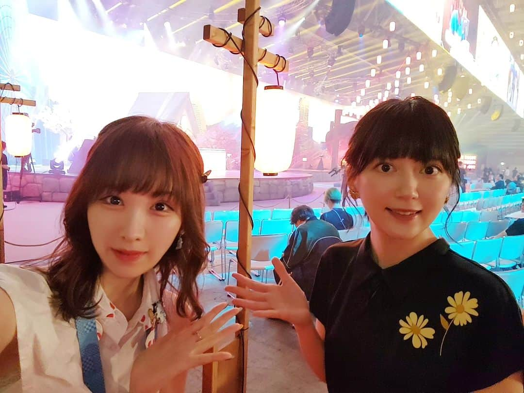 小田桐奈々さんのインスタグラム写真 - (小田桐奈々Instagram)「ゲーム部門でレポーターをされていた香川愛生さんと🎵☗  お会い出来て嬉しかったー✨☺  #香川愛生 さん #ななっぷる #ポケモンWCS2023  #PokemonWorlds」8月17日 13時56分 - odagirinana