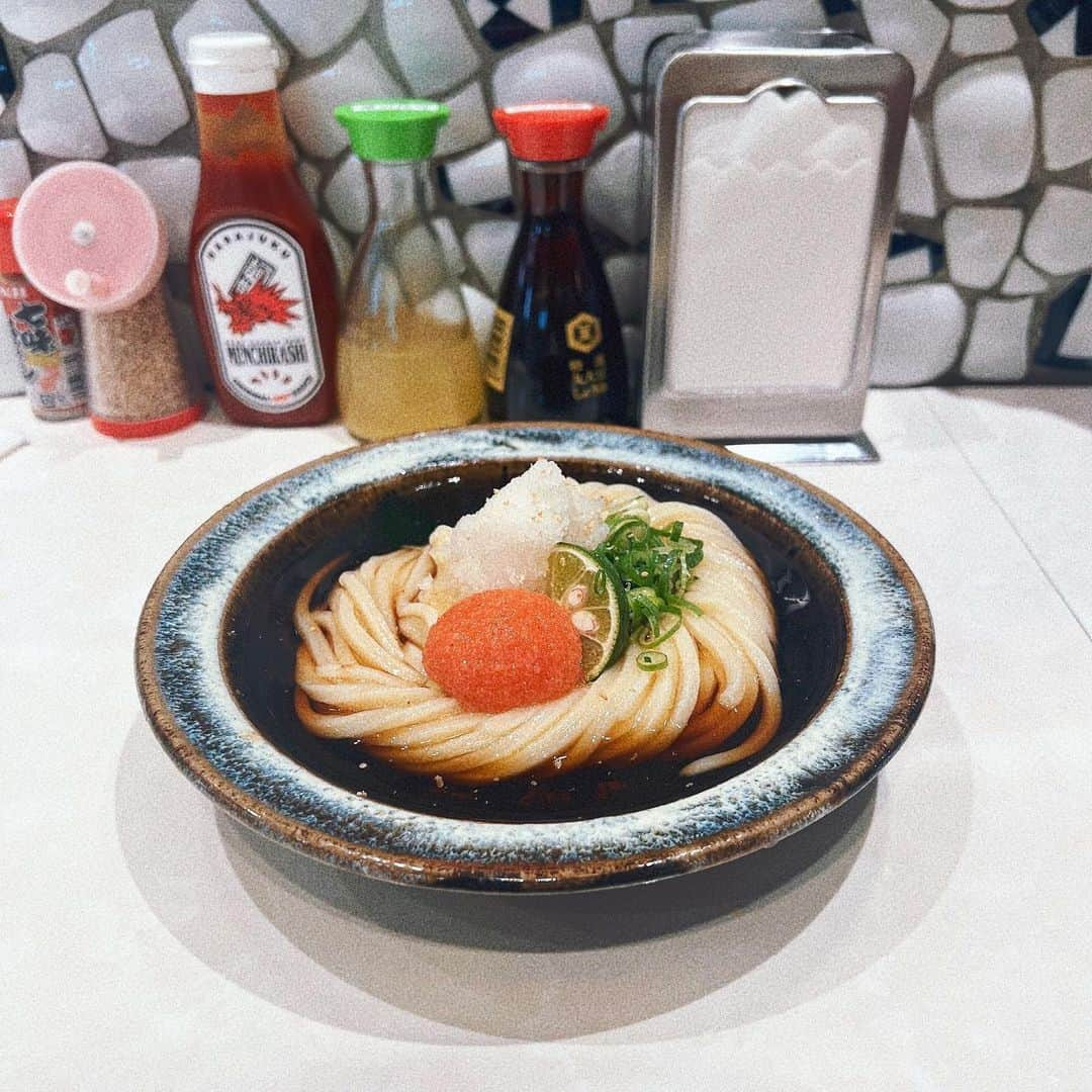 北村沙織さんのインスタグラム写真 - (北村沙織Instagram)「＊  たまに食べたくなるよね、麺散。  ぶっかけに明太子トッピング！ 冷たいものしか喉に通らん🥹  だし巻きドッグも美味しかったんやけど 最近やってないんかな？？  #麺散 #うどん #原宿グルメ #原宿ランチ #明太子」8月17日 16時34分 - kitamu__cng