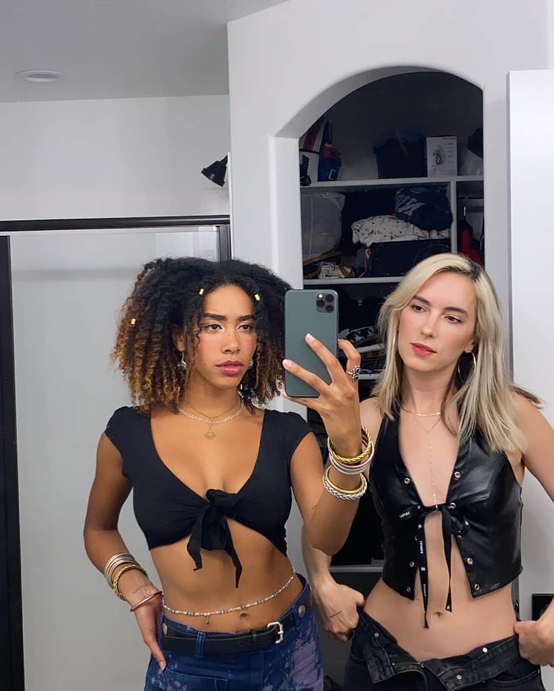 Herizen Guardiolaさんのインスタグラム写真 - (Herizen GuardiolaInstagram)「Moments & friends 🌼」8月18日 3時30分 - herizen_fawn